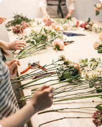 Beginner flower arranging